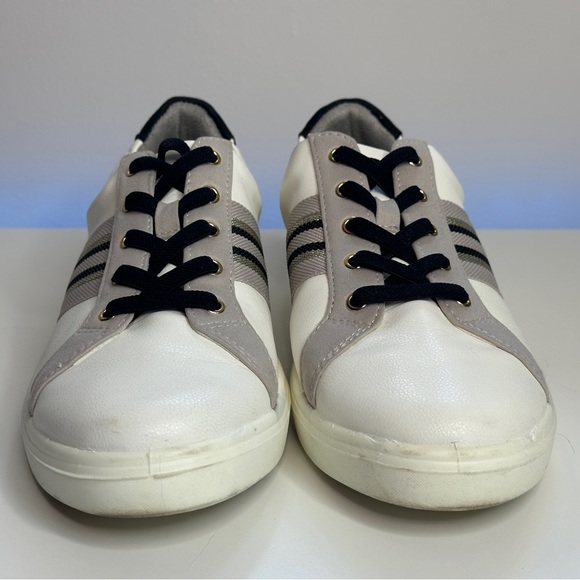 BZees® Happy Friday Sneaker | White and Gray Sneakers with Classic Design - Picture 4 of 14